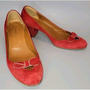 Vtg Marc Jacobs Women’s 6.5 Ruby Red Suede Pumps Bow Accent Low Heel Classic